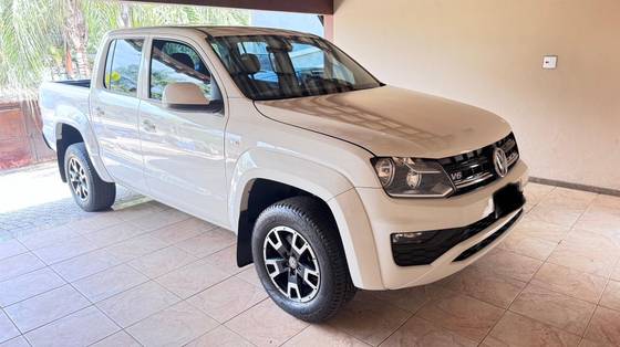 VOLKSWAGEN AMAROK 3.0 V6 TDI DIESEL COMFORTLINE CD 4MOTION AUTOMÁTICO